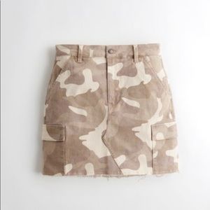 Classic Stretch Ultra High-Rise Utility Skirt